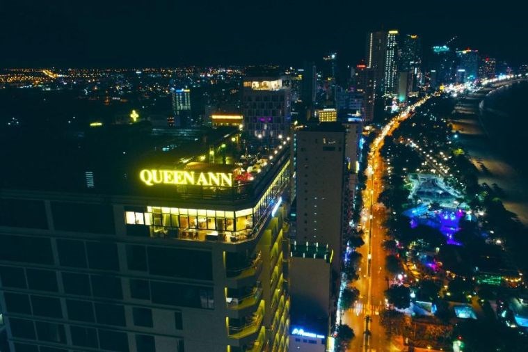 Khách Sạn Queen Ann Nha Trang