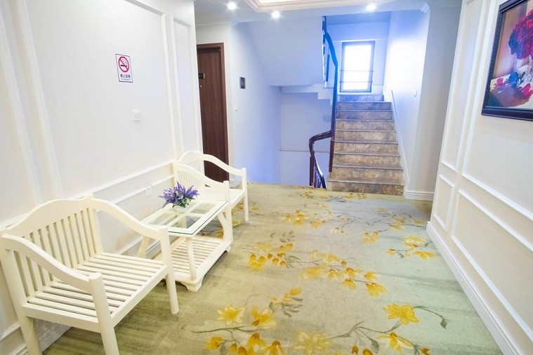 Khách sạn Ngọc Lan Hạ Long