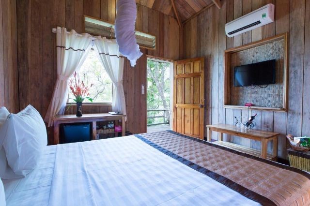  Bungalow With Partial Sea View