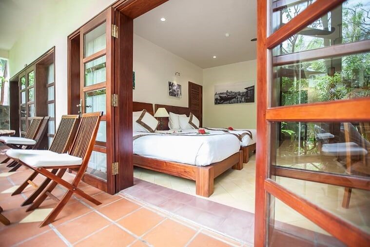 Phòng Deluxe Double Hướng Vườn