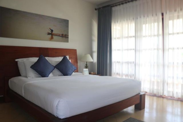 Phòng Deluxe Double Hướng Vườn