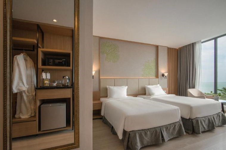 Phòng Superior Triple with City View