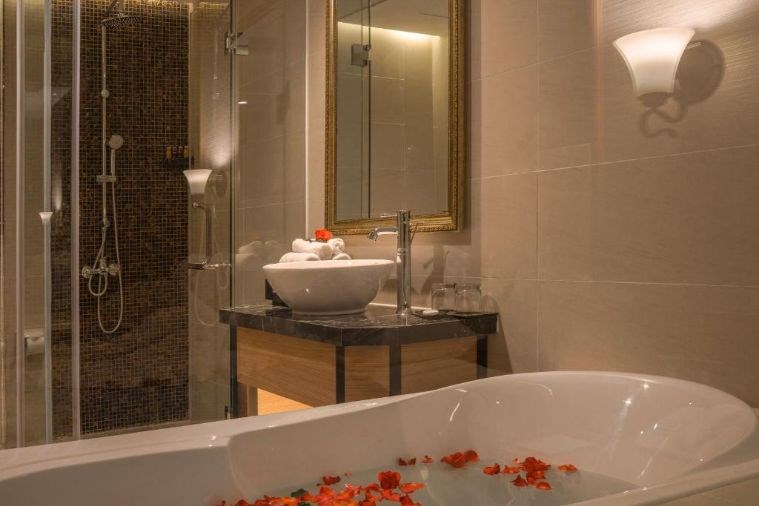 Phòng Premier Deluxe Double Ocean View