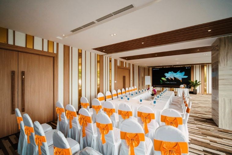 Navada Beach Hotel Nha Trang