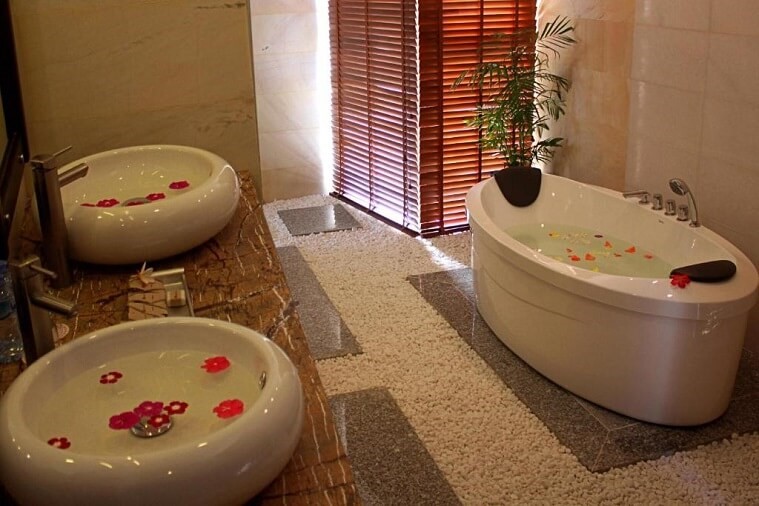 Phòng Premier Deluxe Double Garden View