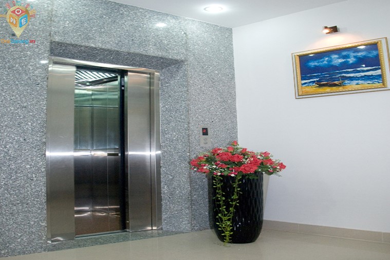 Khách sạn Rainbow