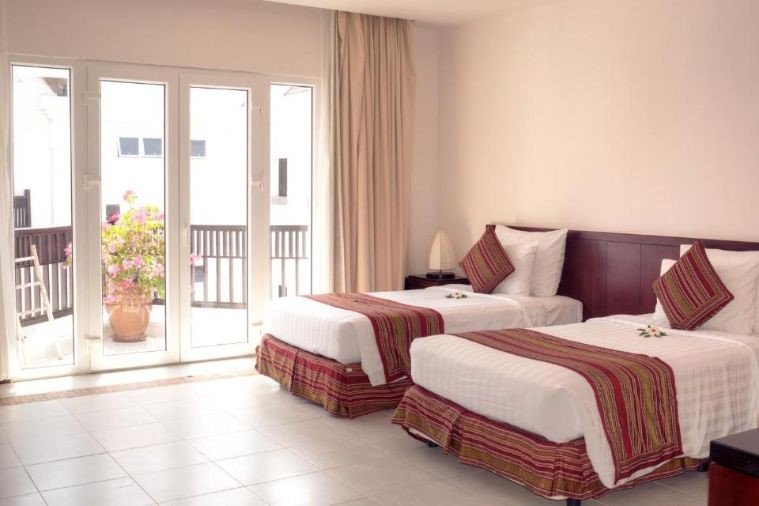 Phòng Superior Twin Hướng Vườn