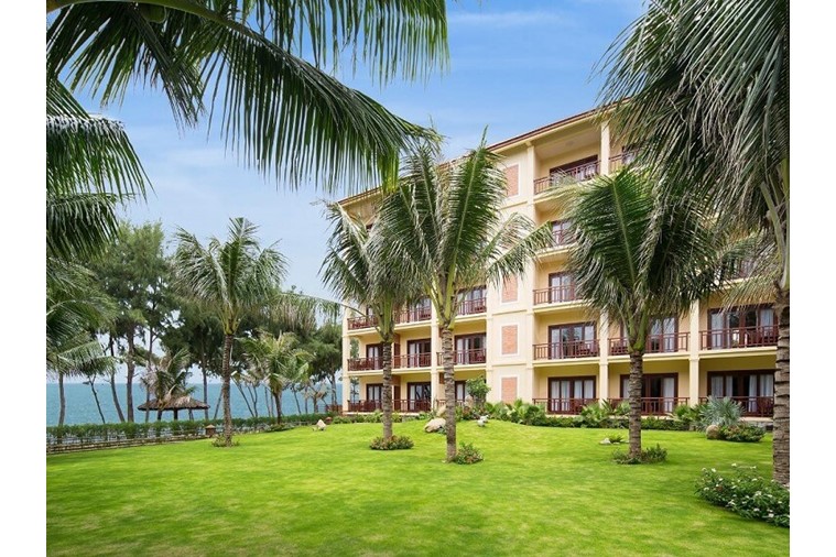 Phòng Deluxe Twin Sea View