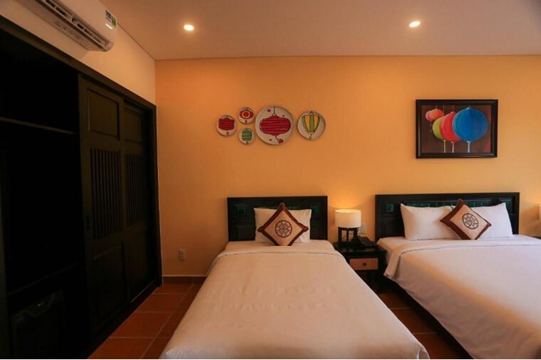 Villa 9 Bedrooms