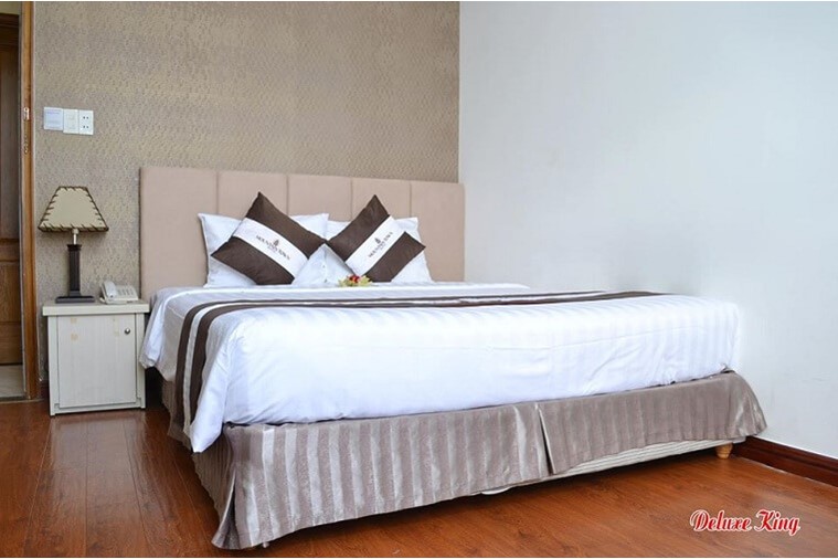 Deluxe King Double