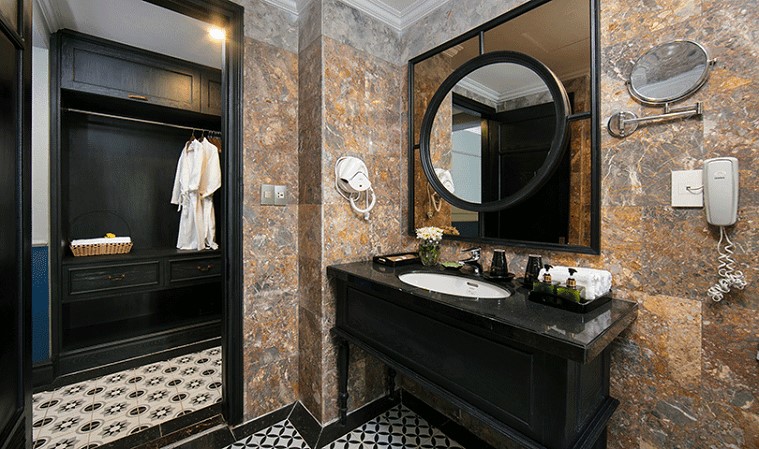 Phòng Deluxe Triple With City view