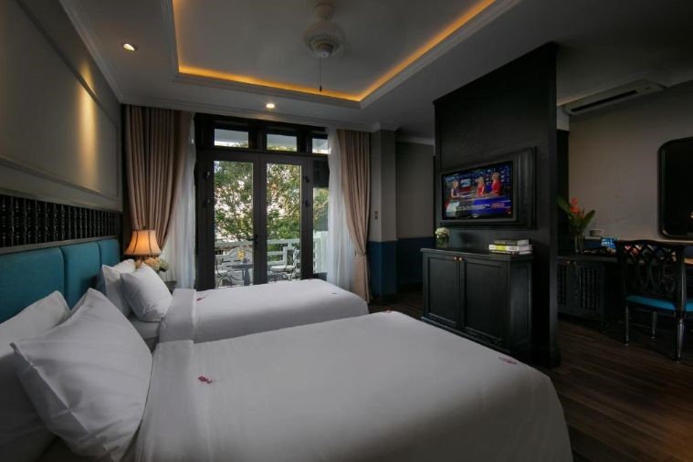 Phòng Suite Twin With Pool View