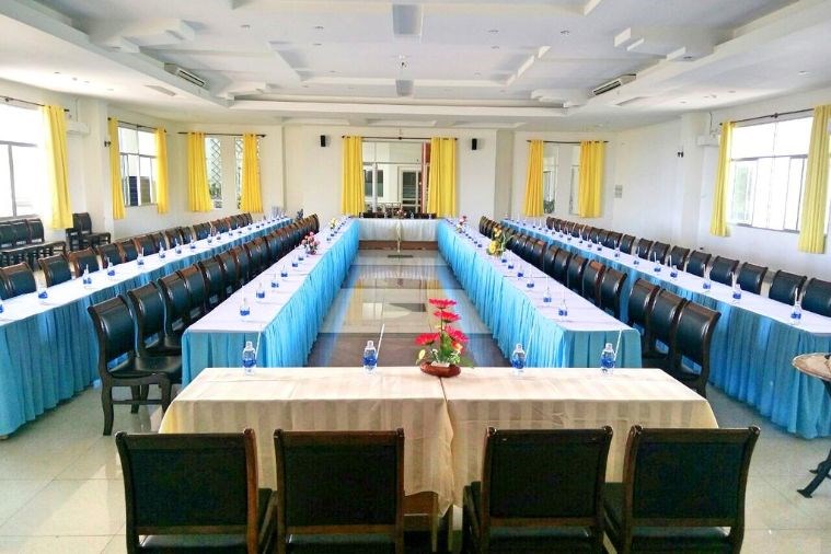 Khách Sạn Long Beach Phú Yên