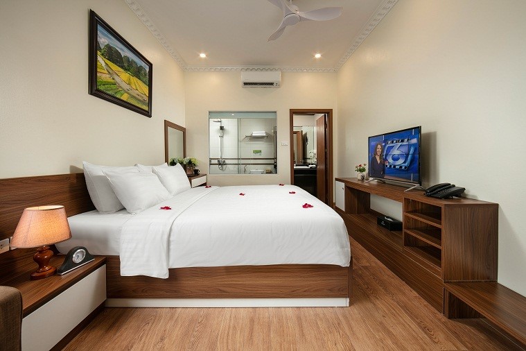 Deluxe Double with moutain view