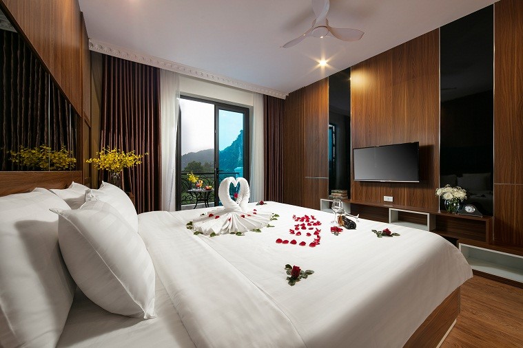 Suite Double with balcony and moutain view