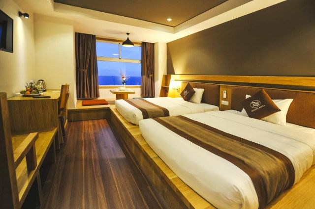 Senior Deluxe Sea view