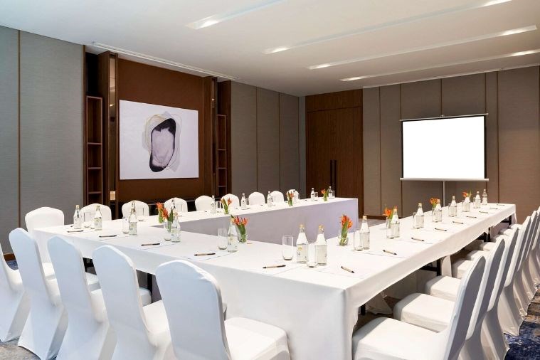 Mövenpick Resort Waverly Phú Quốc