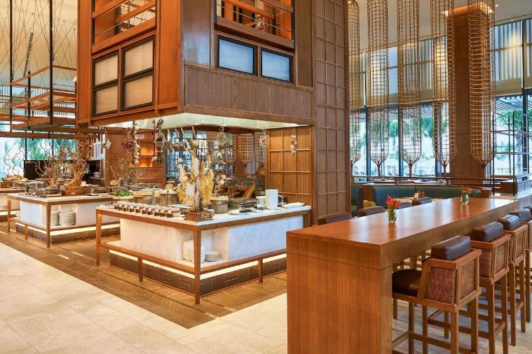 Mövenpick Resort Waverly Phú Quốc