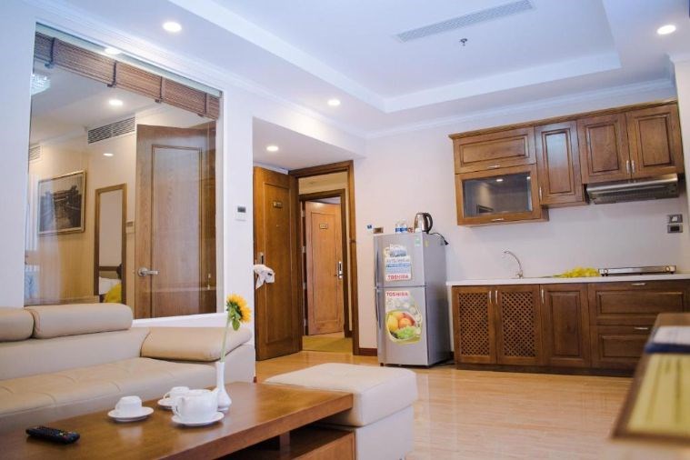 Family connecting Ocean view 