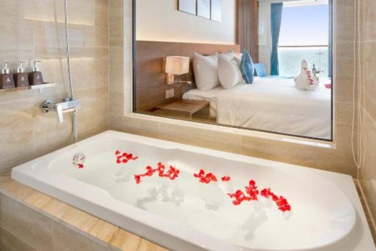 Phòng Grand Beach Front