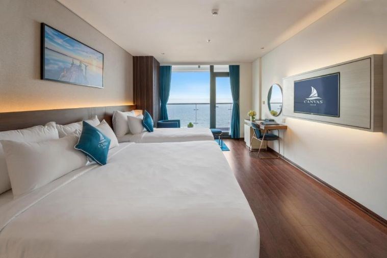 Phòng Grand Beach Front Triple