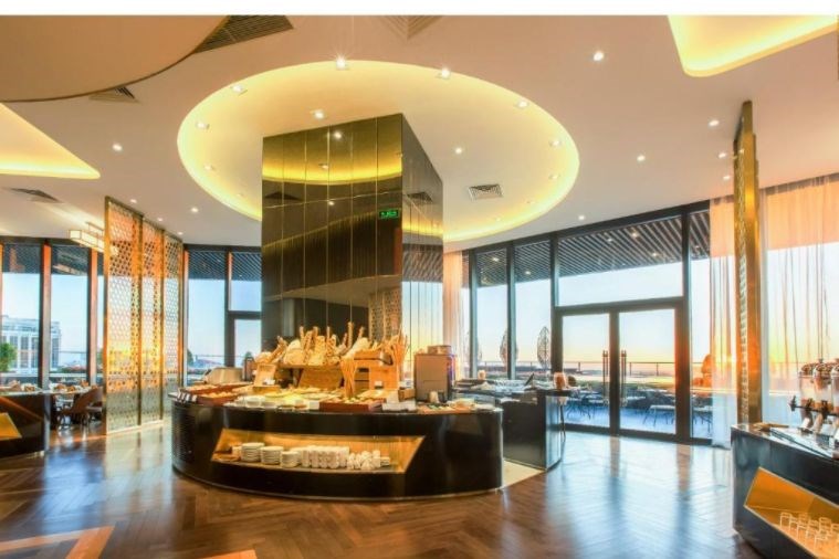 Khách sạn Vinpearl Huế