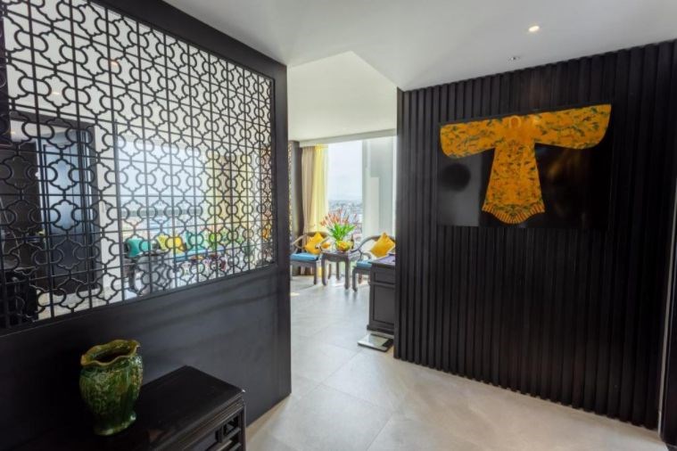 Phòng White Lotus Studio