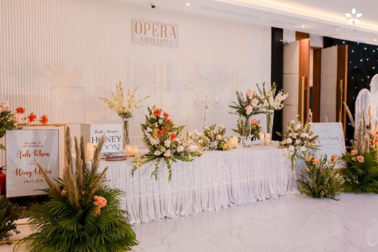 White Lotus Hue Hotel 