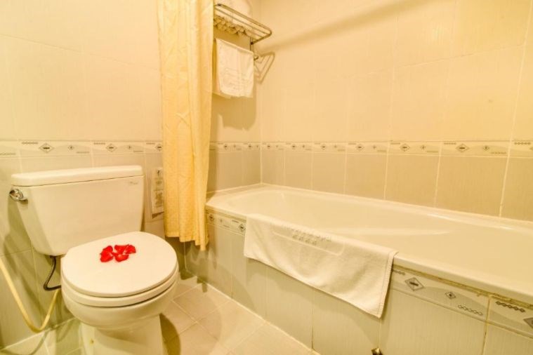 Phòng Deluxe Twin Garden View