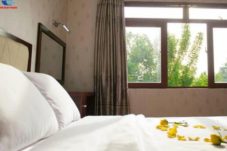 Phòng Đôi (resort)