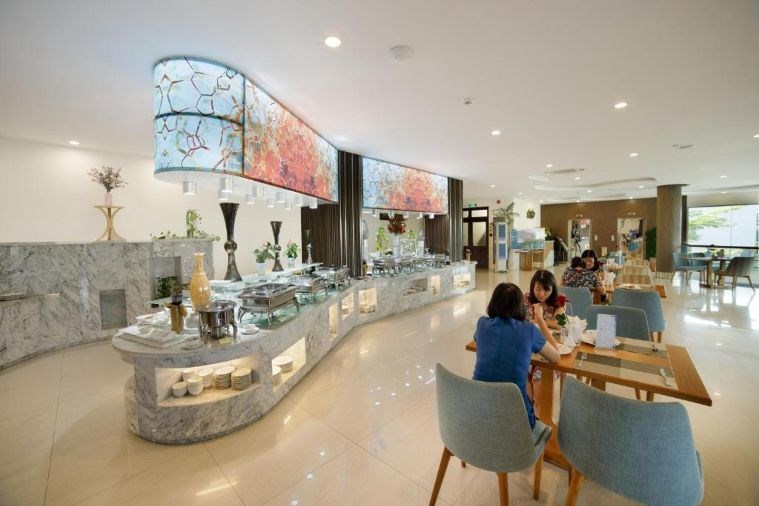 Khách Sạn Lake View Quy Nhơn