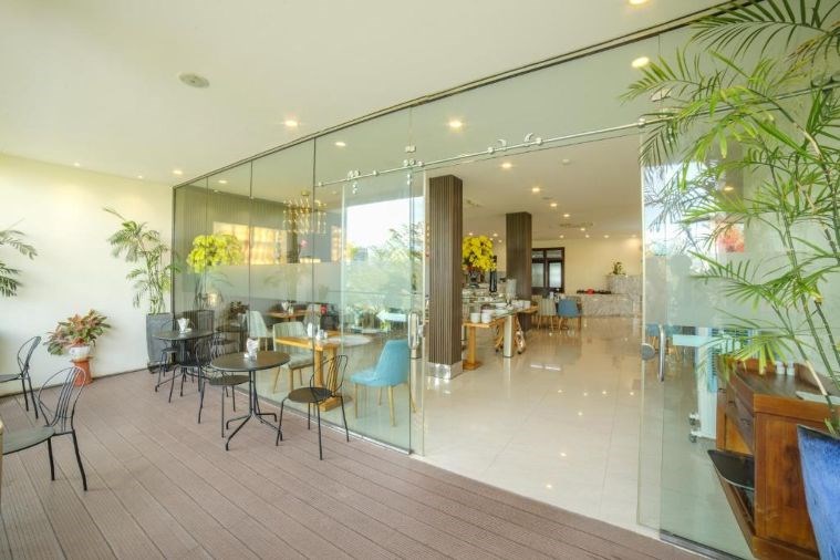 Khách Sạn Lake View Quy Nhơn