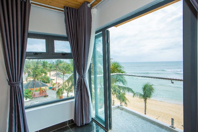 Double Bed Room & Sofa