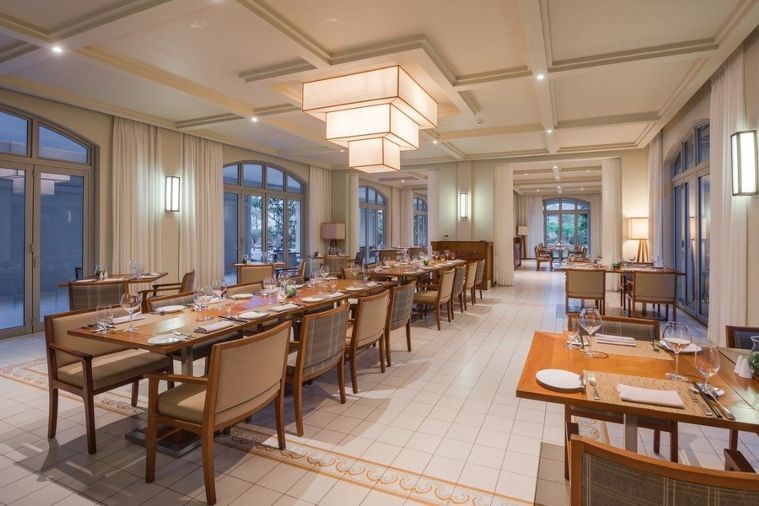 Khách Sạn FLC Luxury Sầm Sơn