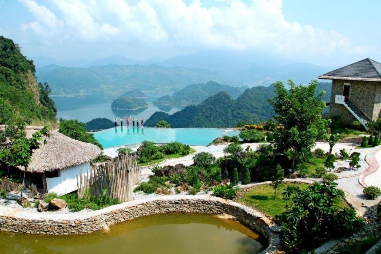 BaKhan Village Resort Mai Châu Hòa Bình