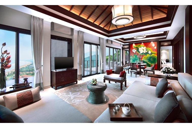 Three Bedroom Seaview Hill Pool Villa