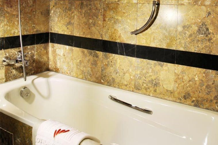 Phòng Colonial Deluxe