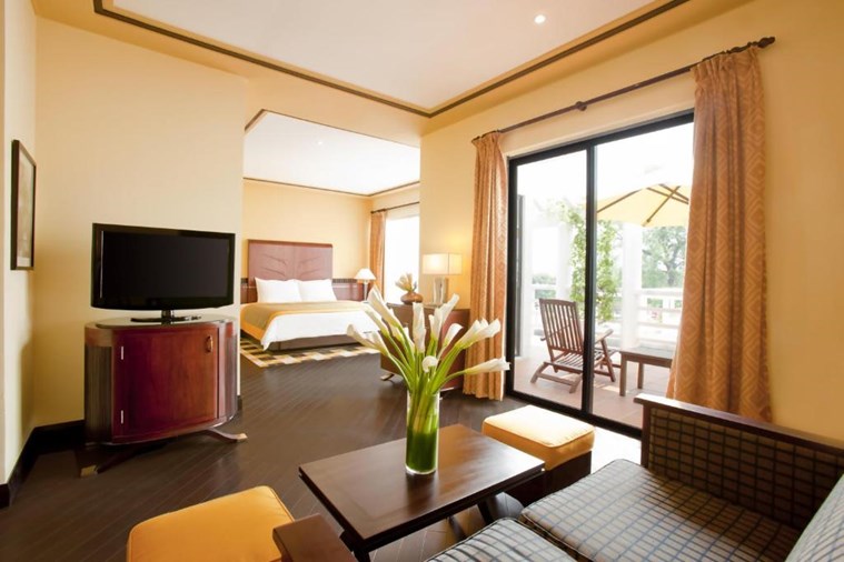 Phòng Junior Colonial Suite