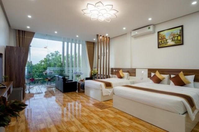 Phòng VIP 3 Người Có Ban Công Hướng Núi