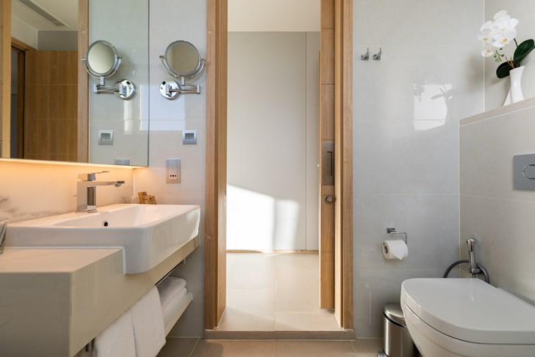 Ocean Beach Front Pool Pavillion 3 Bedrooms Ground Floor