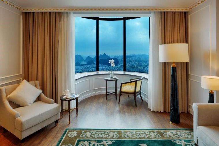 Phòng Grand Suite Bay View