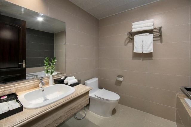 Phòng Junior Suit Roman