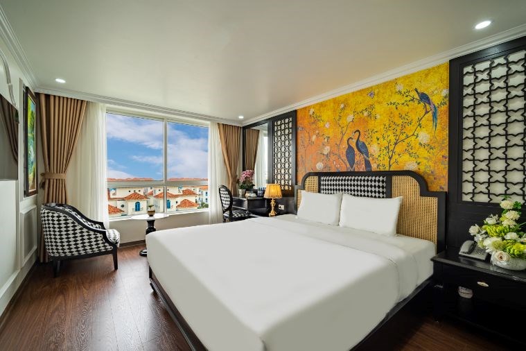 Khách sạn Dragon Hạ Long