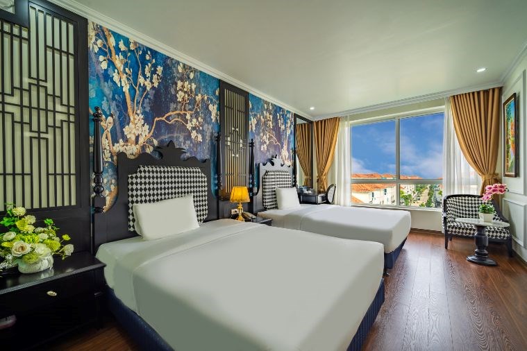 Khách sạn Dragon Hạ Long