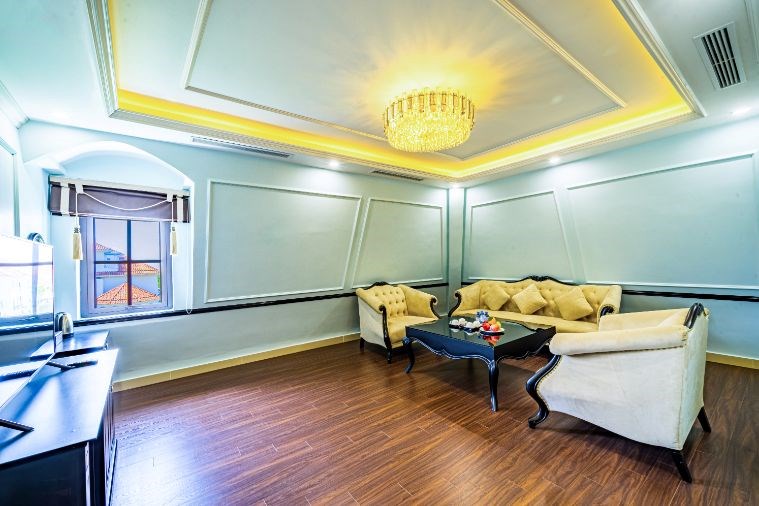 Khách sạn Dragon Hạ Long