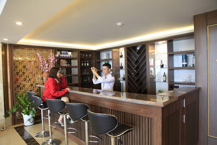 Khách sạn Hạ Long Harbour