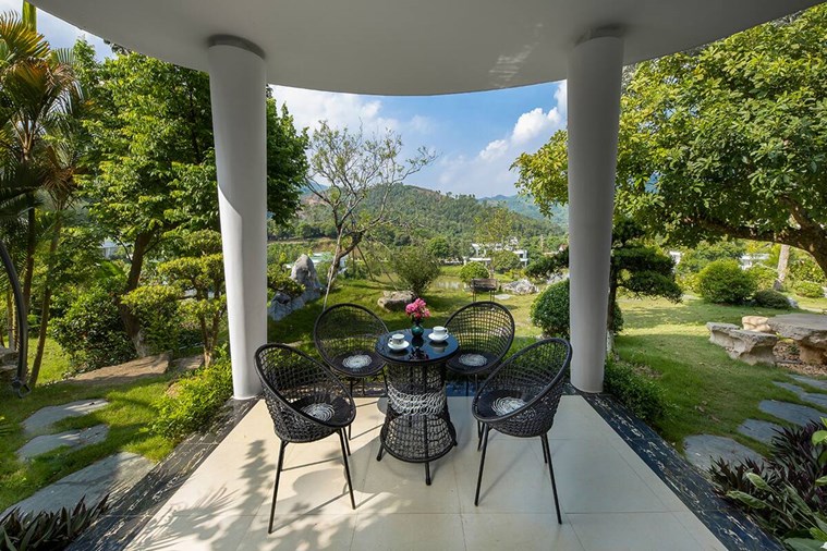 Biệt thự - 3 Phòng Ngủ - Quang Cảnh Vườn