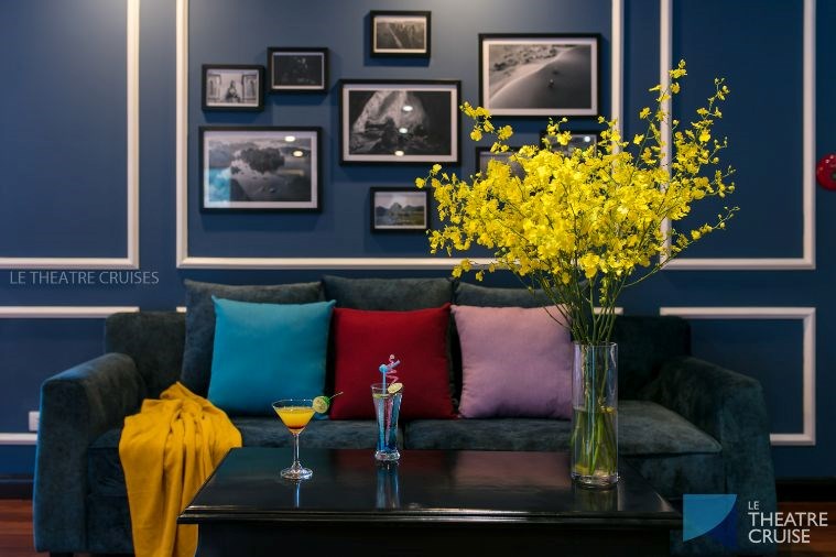 Du Thuyền La Theatre Cruises Hạ Long