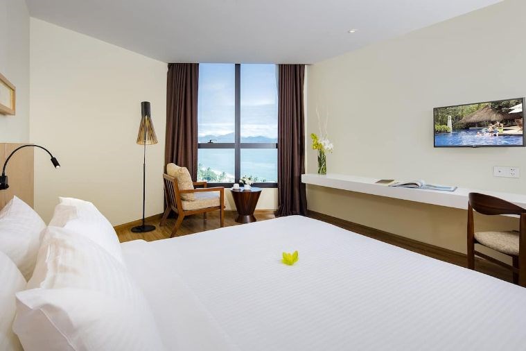 StarCity Hotel & Condotel Beachfront Nha Trang 