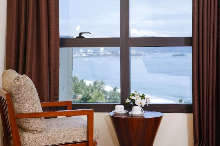 StarCity Hotel & Condotel Beachfront Nha Trang 